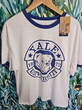 Yale University Bulldogs White, Blue Ringer Short Sleeve Tee - Size L